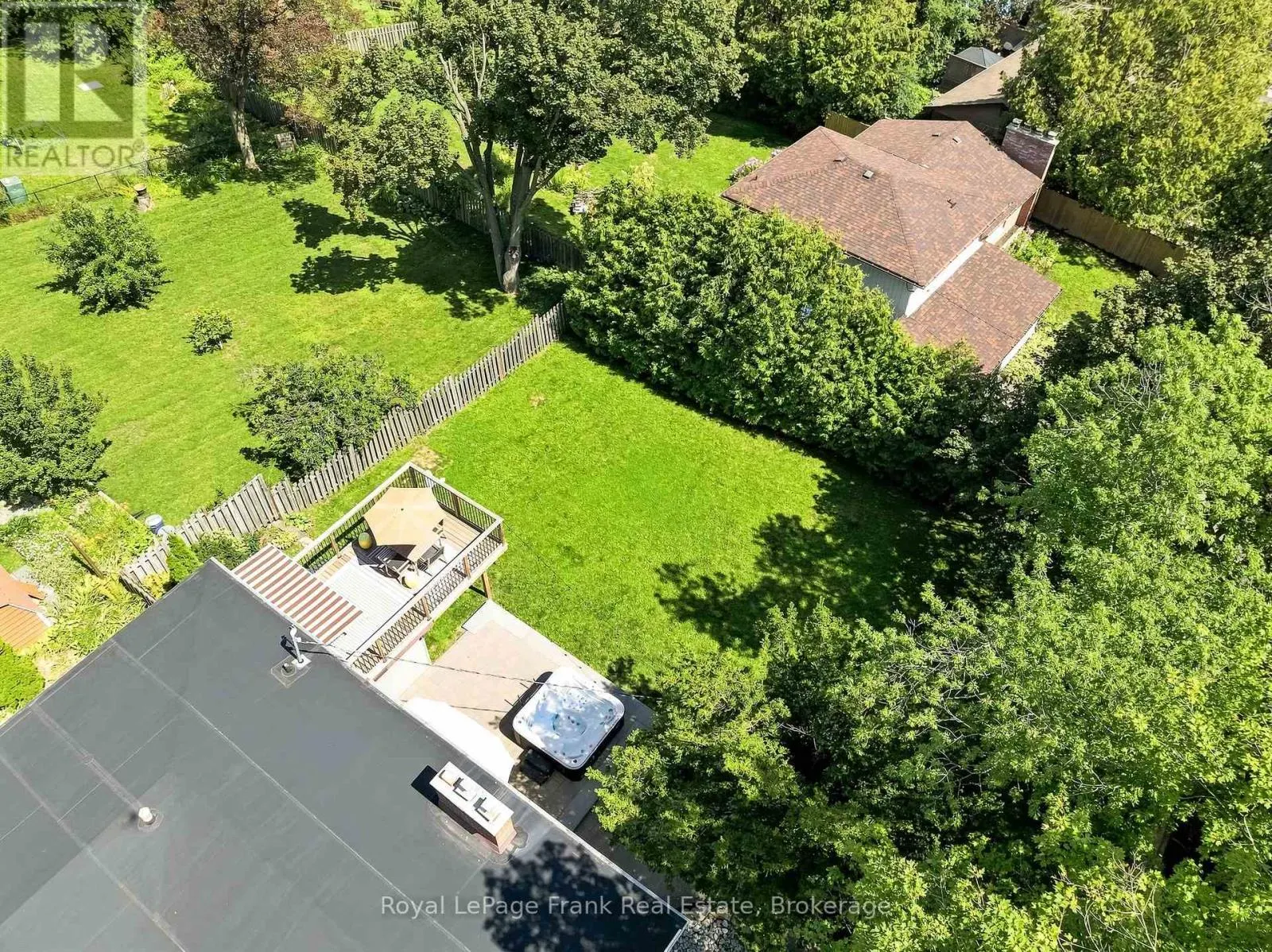 2 CRESTWOOD AVENUE