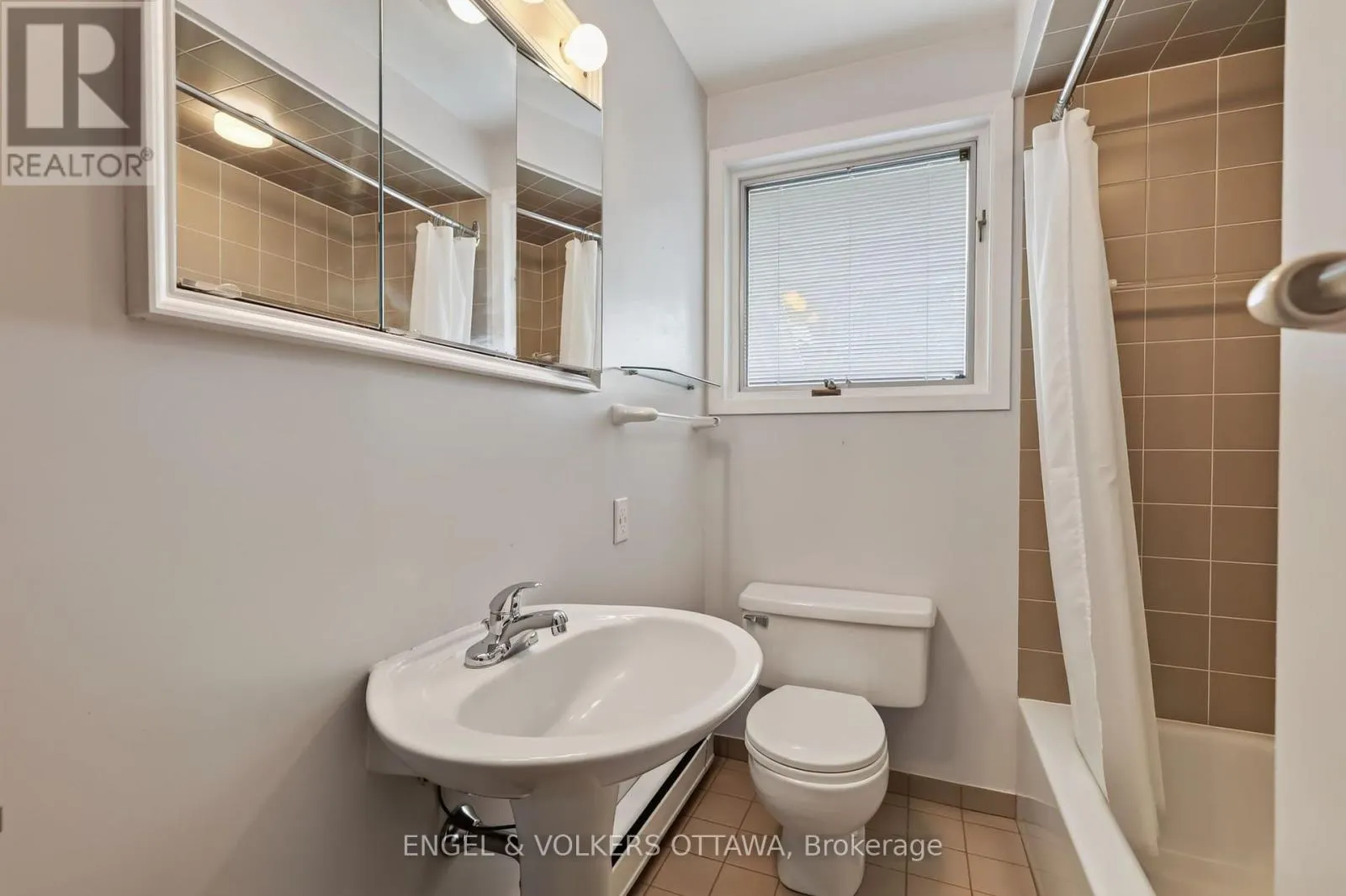 1228 HENRY FARM DRIVE