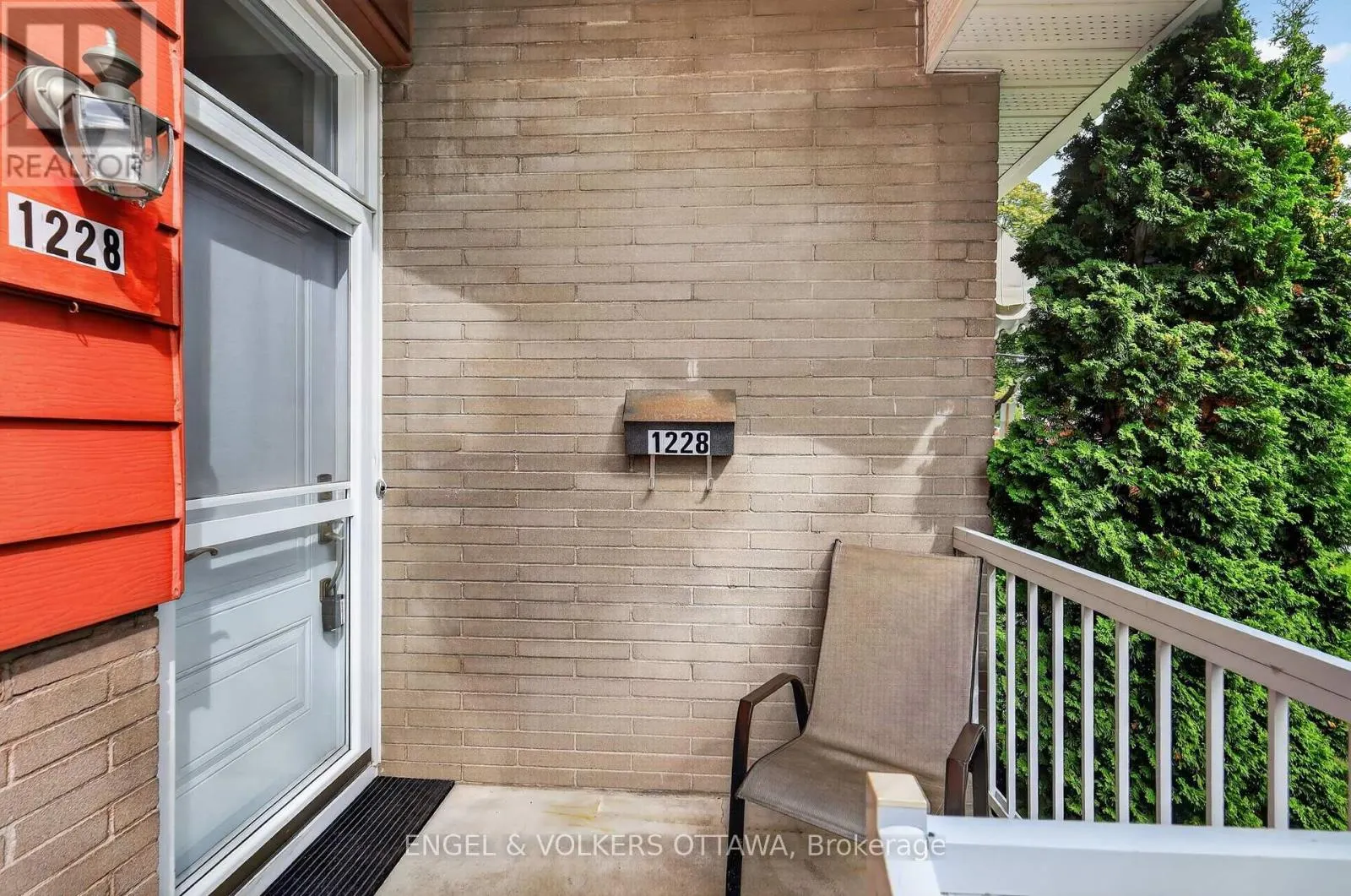 1228 HENRY FARM DRIVE
