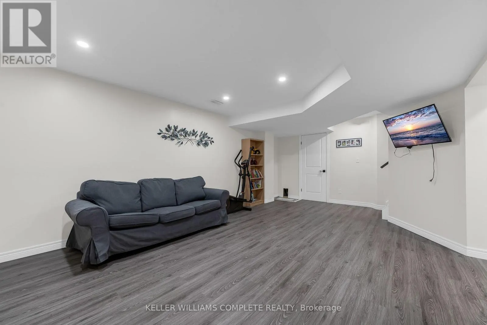 1208 HANSLER ROAD