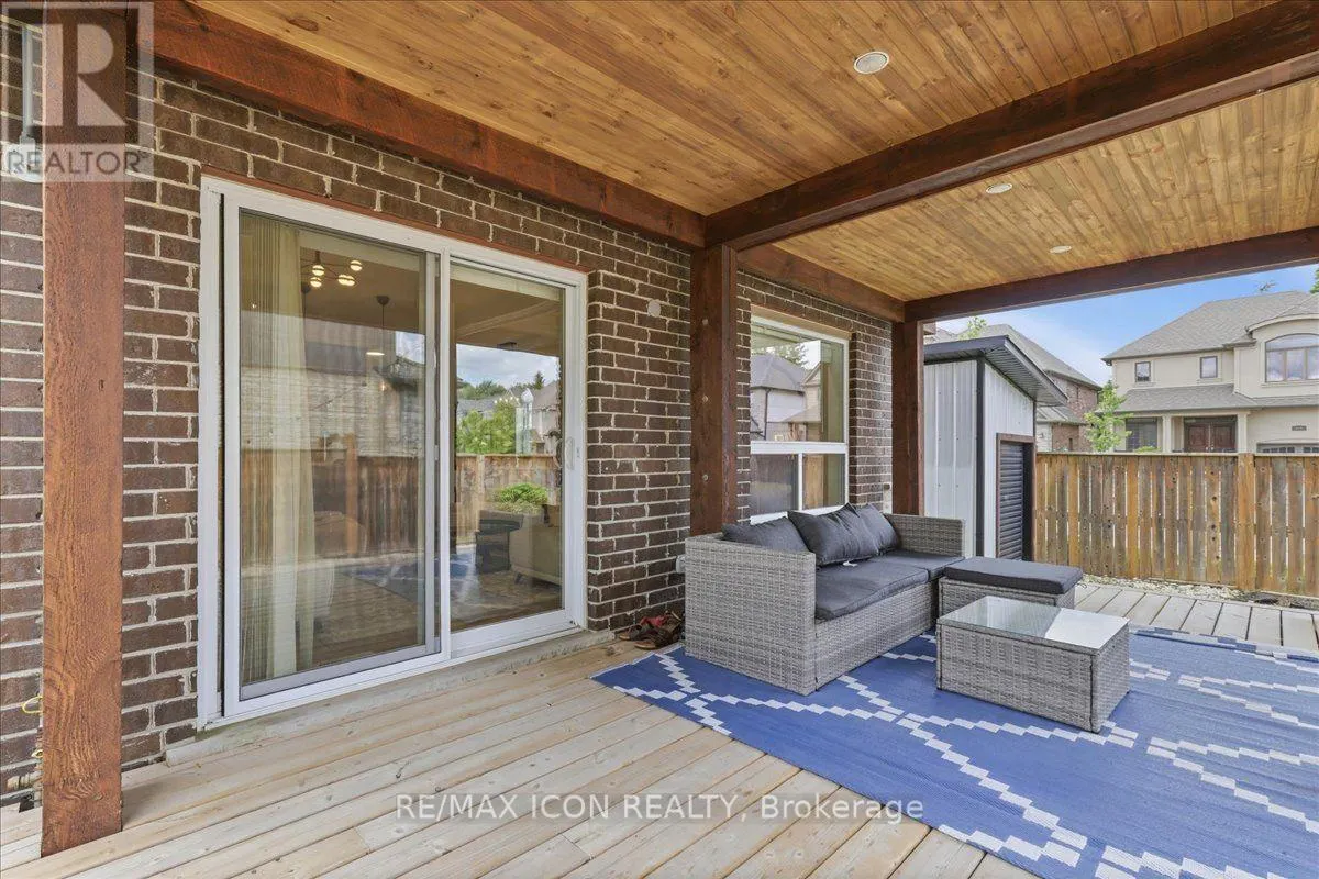 275 FALCONRIDGE DRIVE
