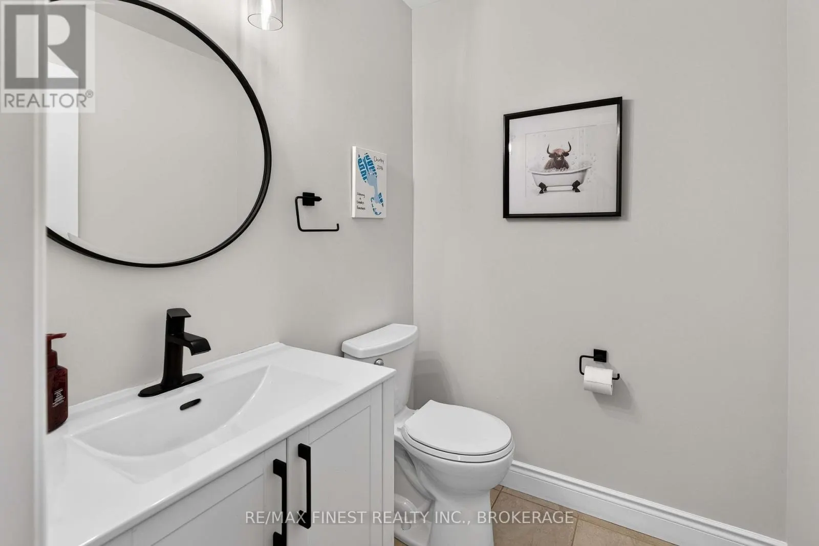 1593 PROVIDENCE CRESCENT