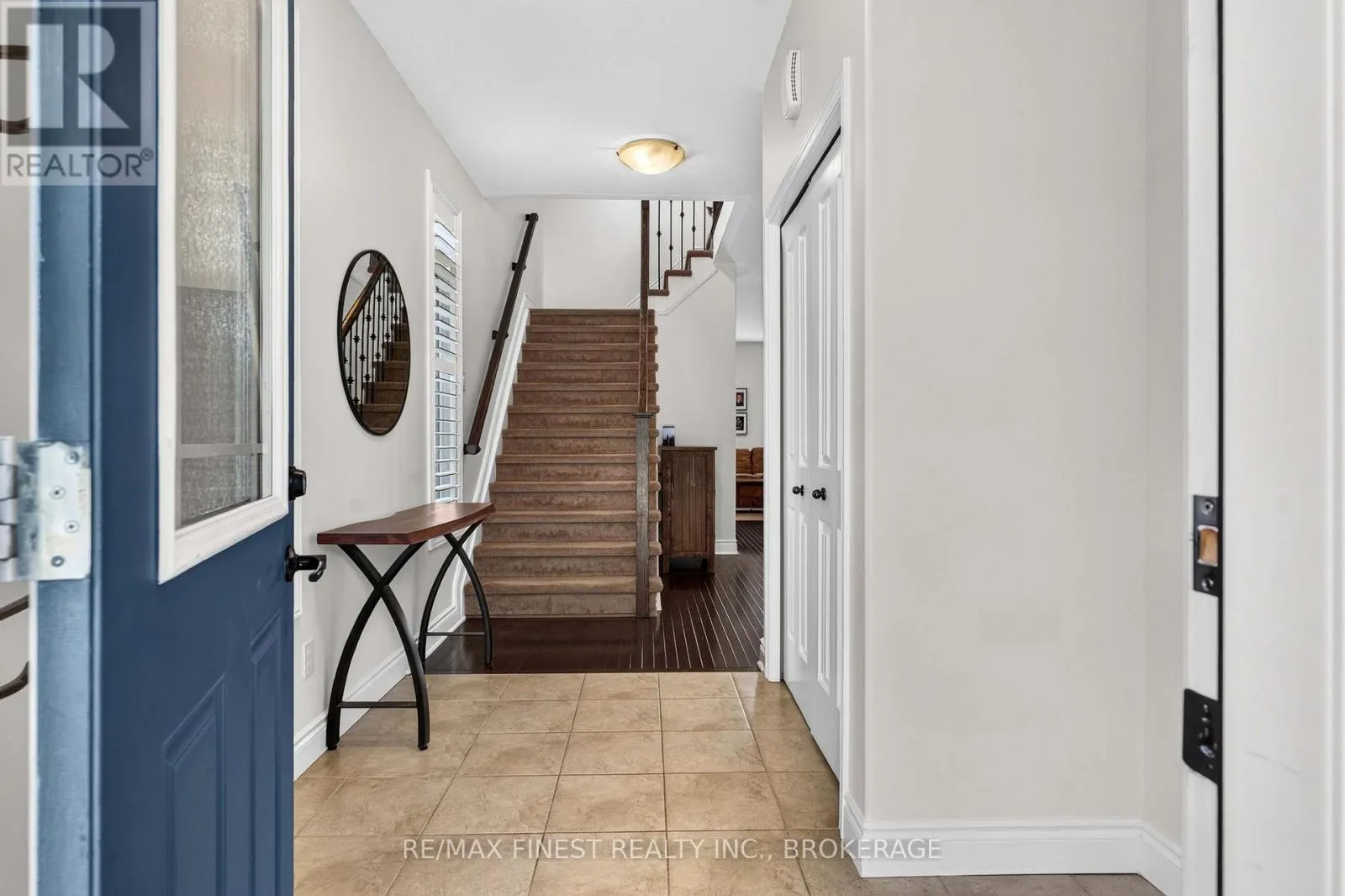 1593 PROVIDENCE CRESCENT