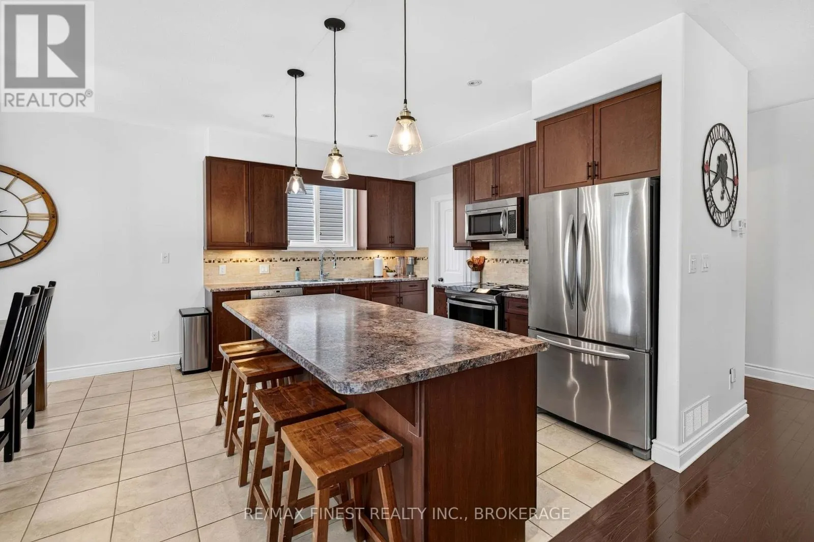 1593 PROVIDENCE CRESCENT