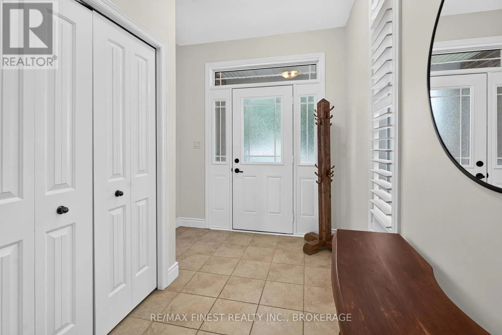 1593 PROVIDENCE CRESCENT