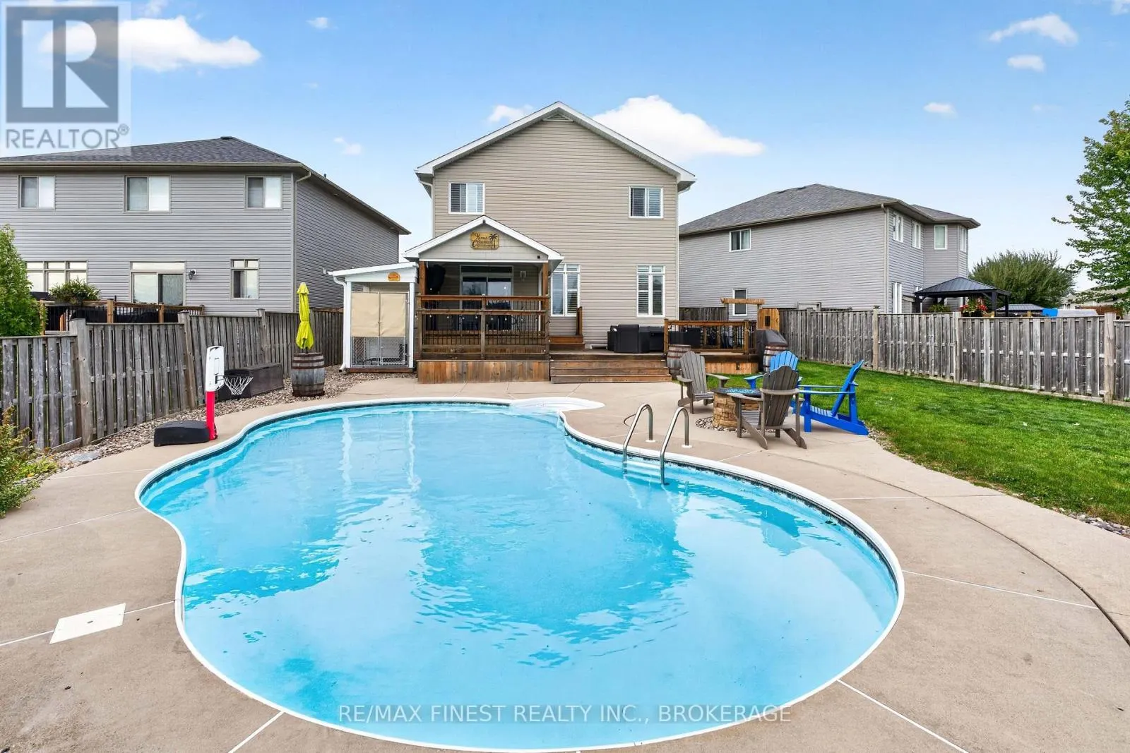 1593 PROVIDENCE CRESCENT