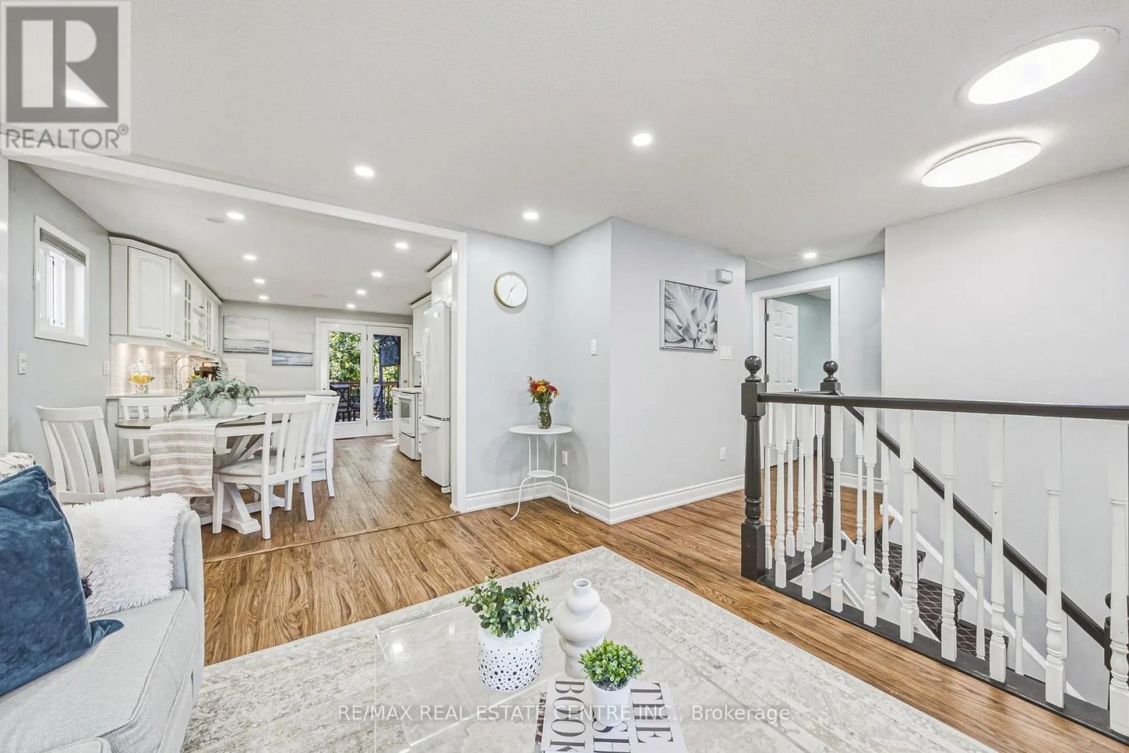 414 WOODS LANE