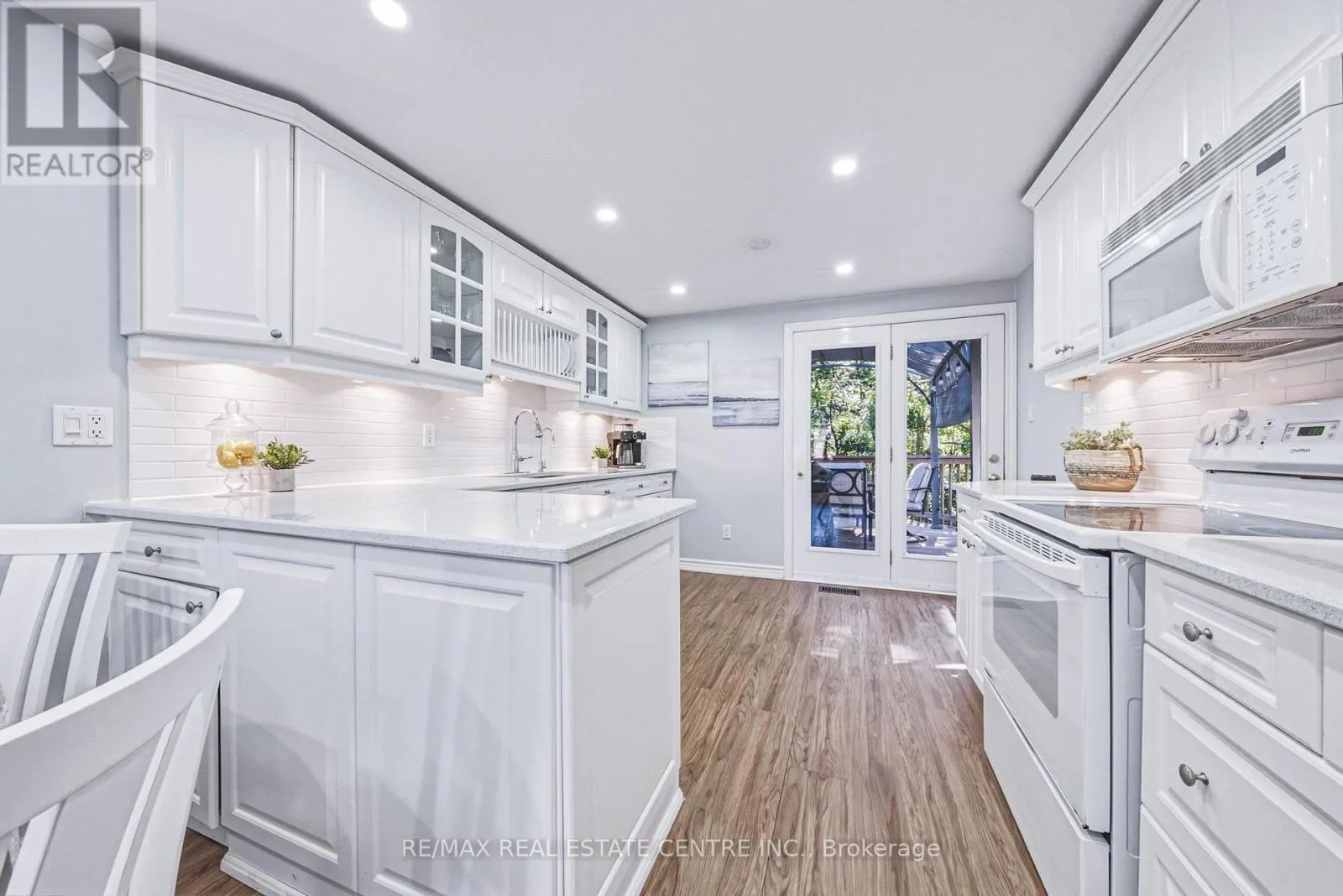 414 WOODS LANE