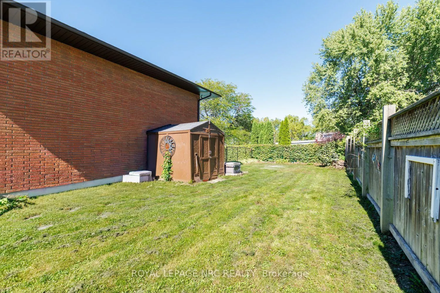 2 GLENBRAE AVENUE