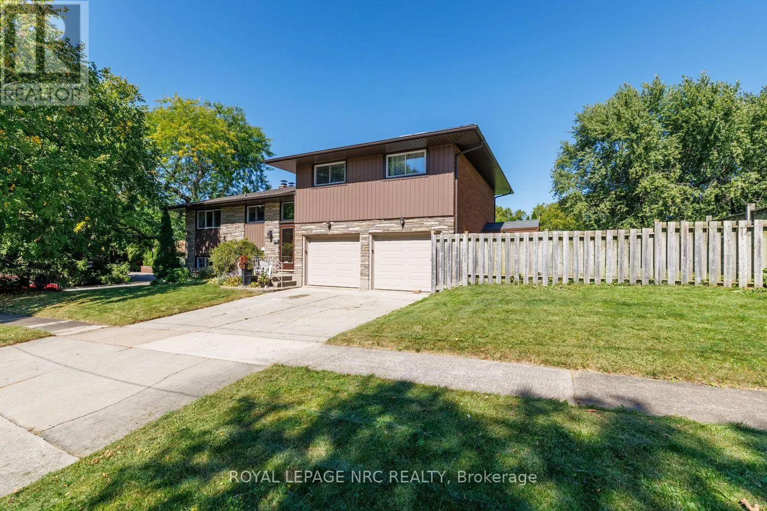 2 GLENBRAE AVENUE