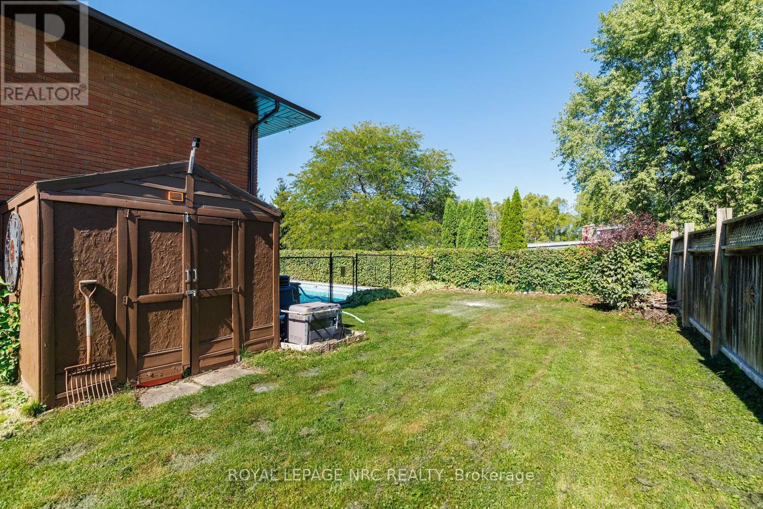 2 GLENBRAE AVENUE