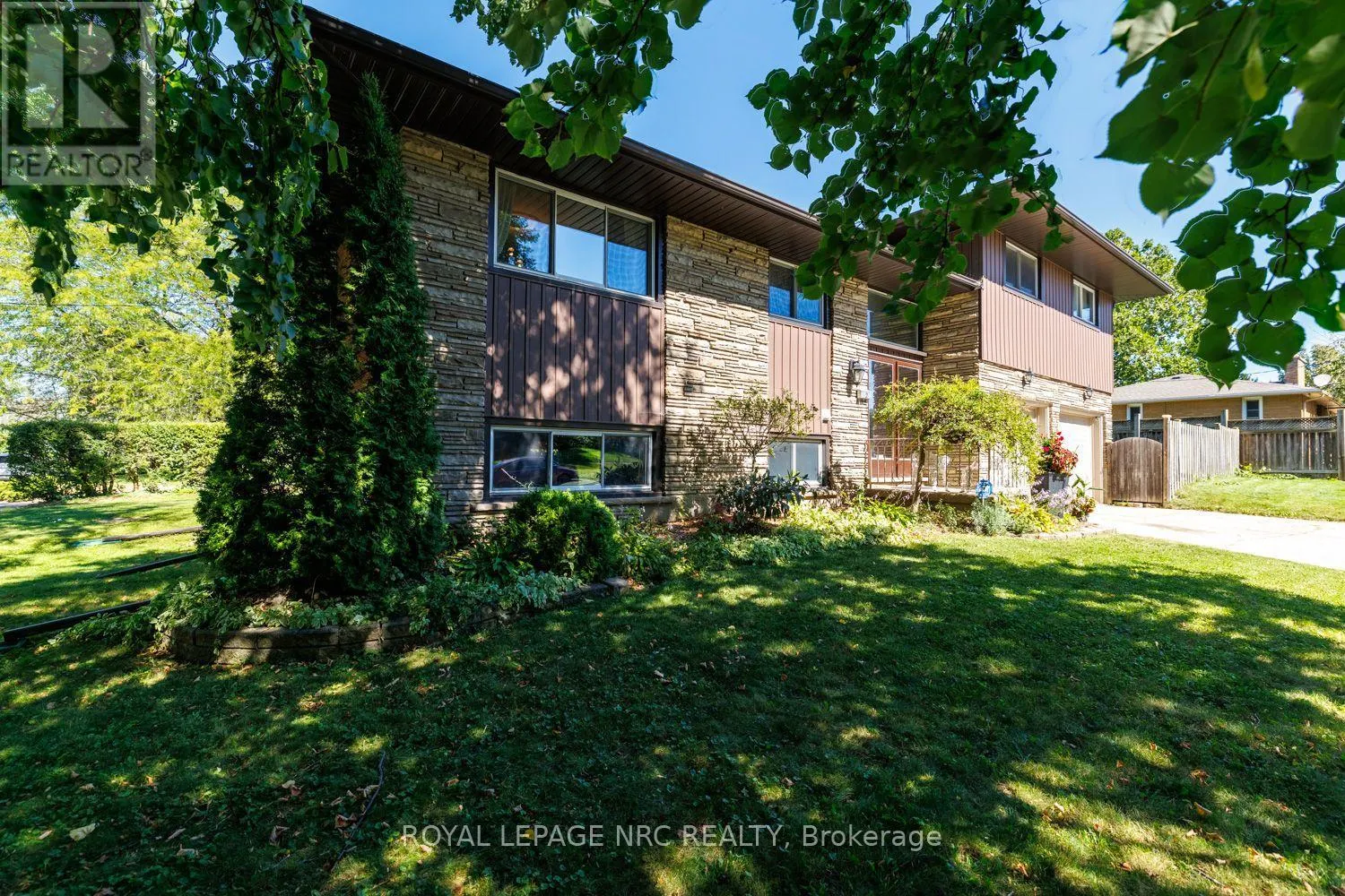 2 GLENBRAE AVENUE