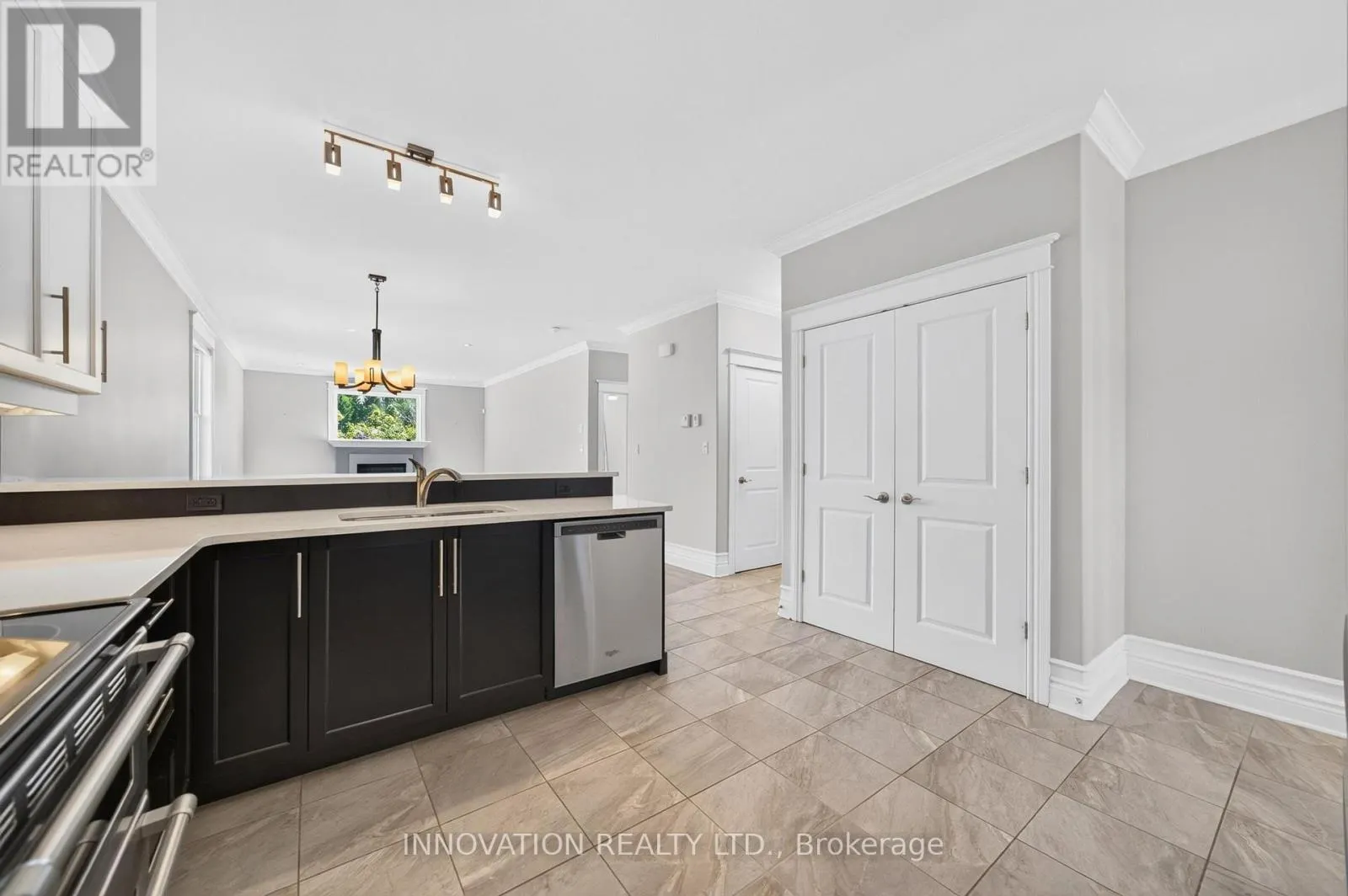 132 KEMPTEN COURT