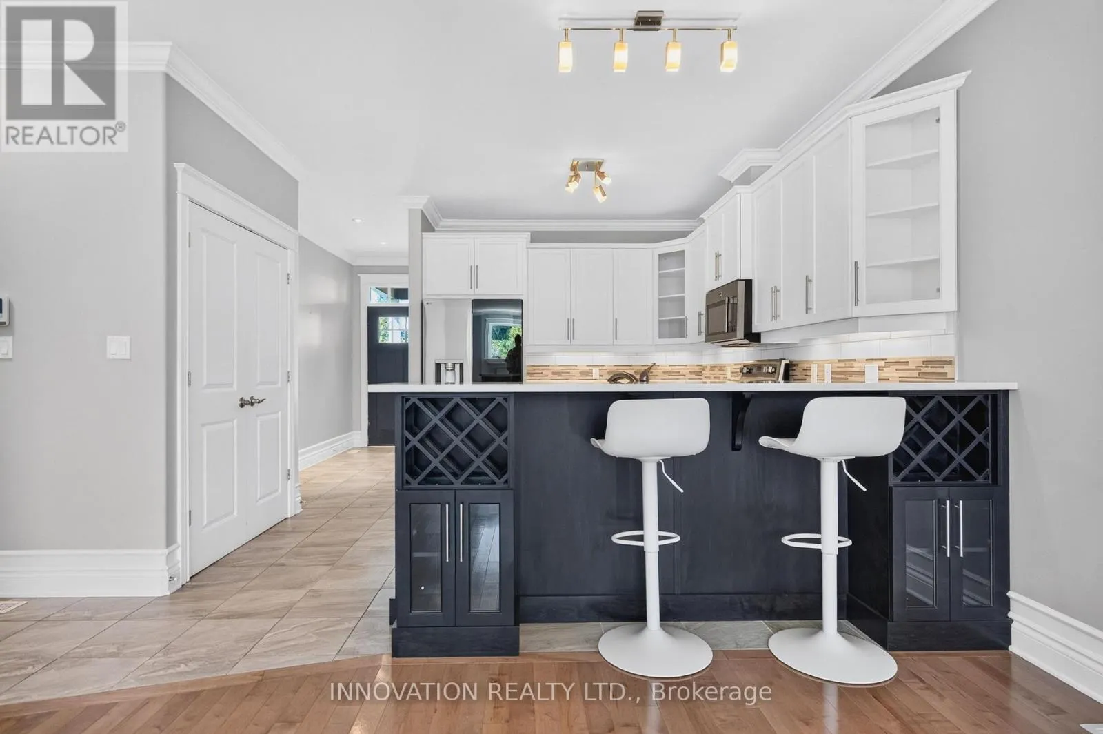 132 KEMPTEN COURT