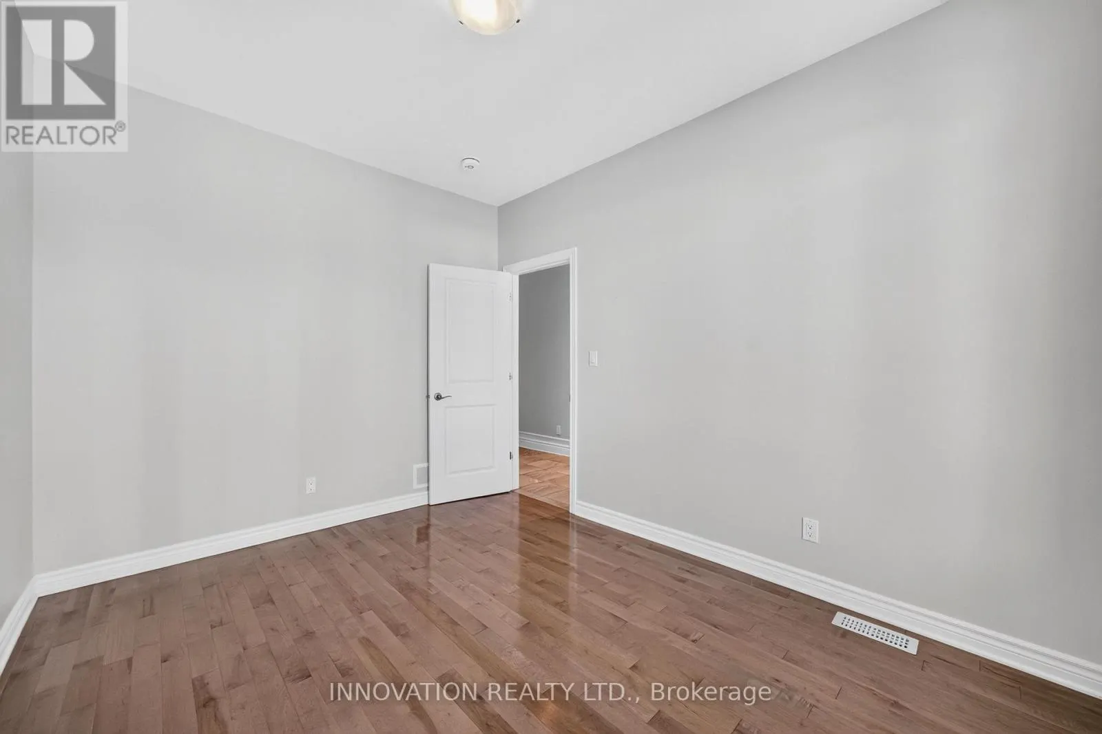 132 KEMPTEN COURT