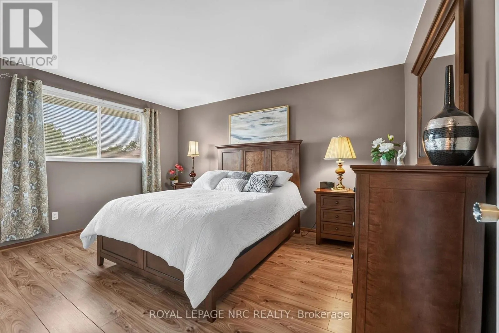 20 JESSICA DRIVE