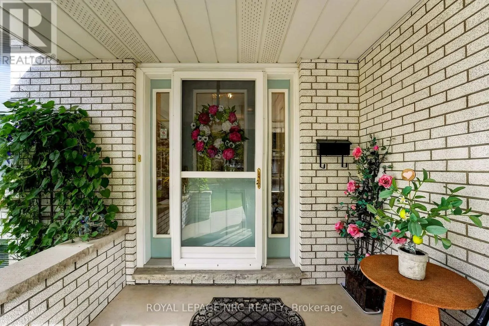 20 JESSICA DRIVE