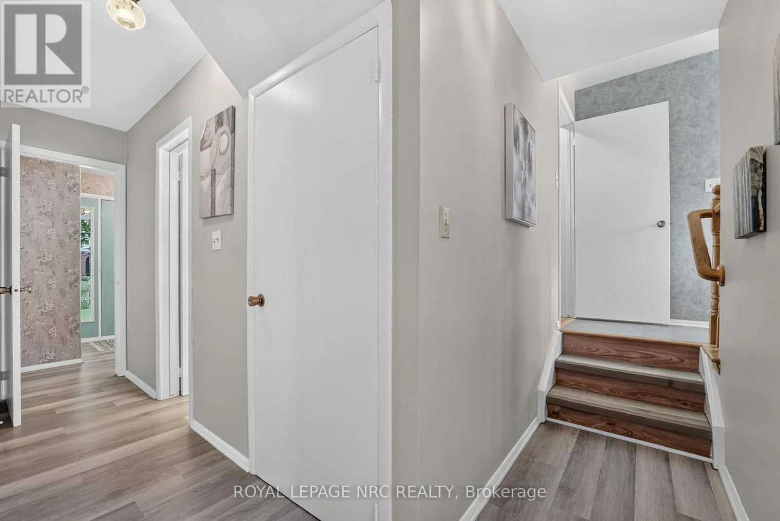 20 JESSICA DRIVE