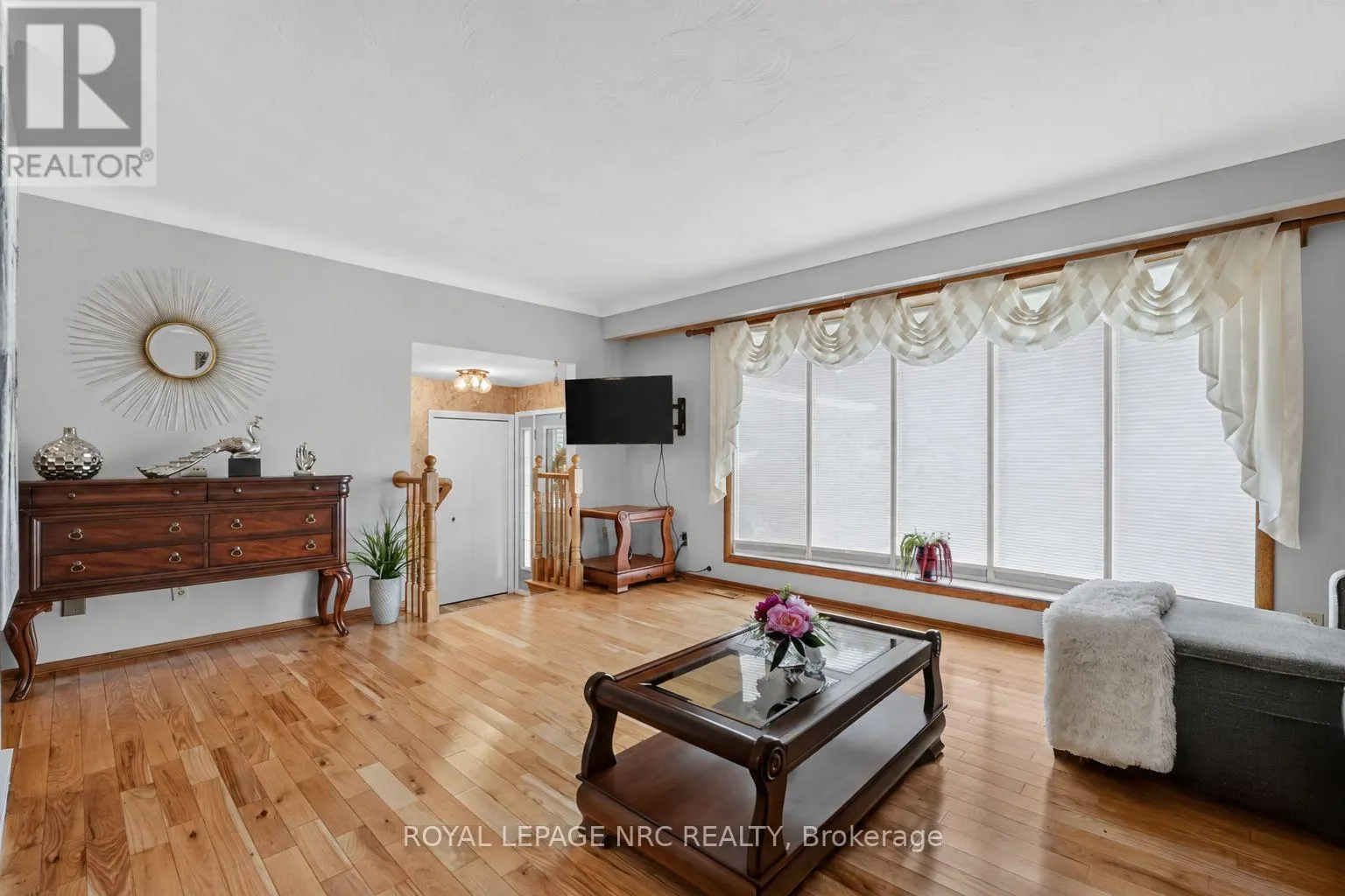 20 JESSICA DRIVE