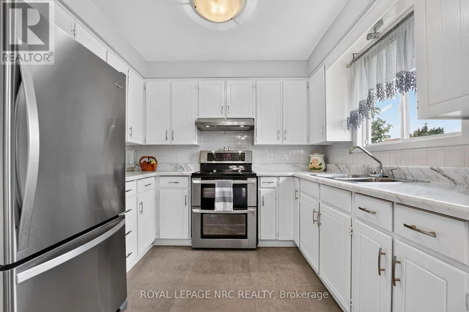 20 JESSICA DRIVE
