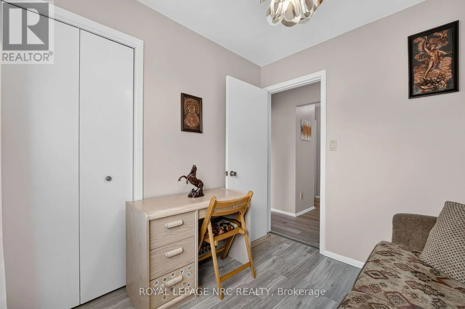 20 JESSICA DRIVE