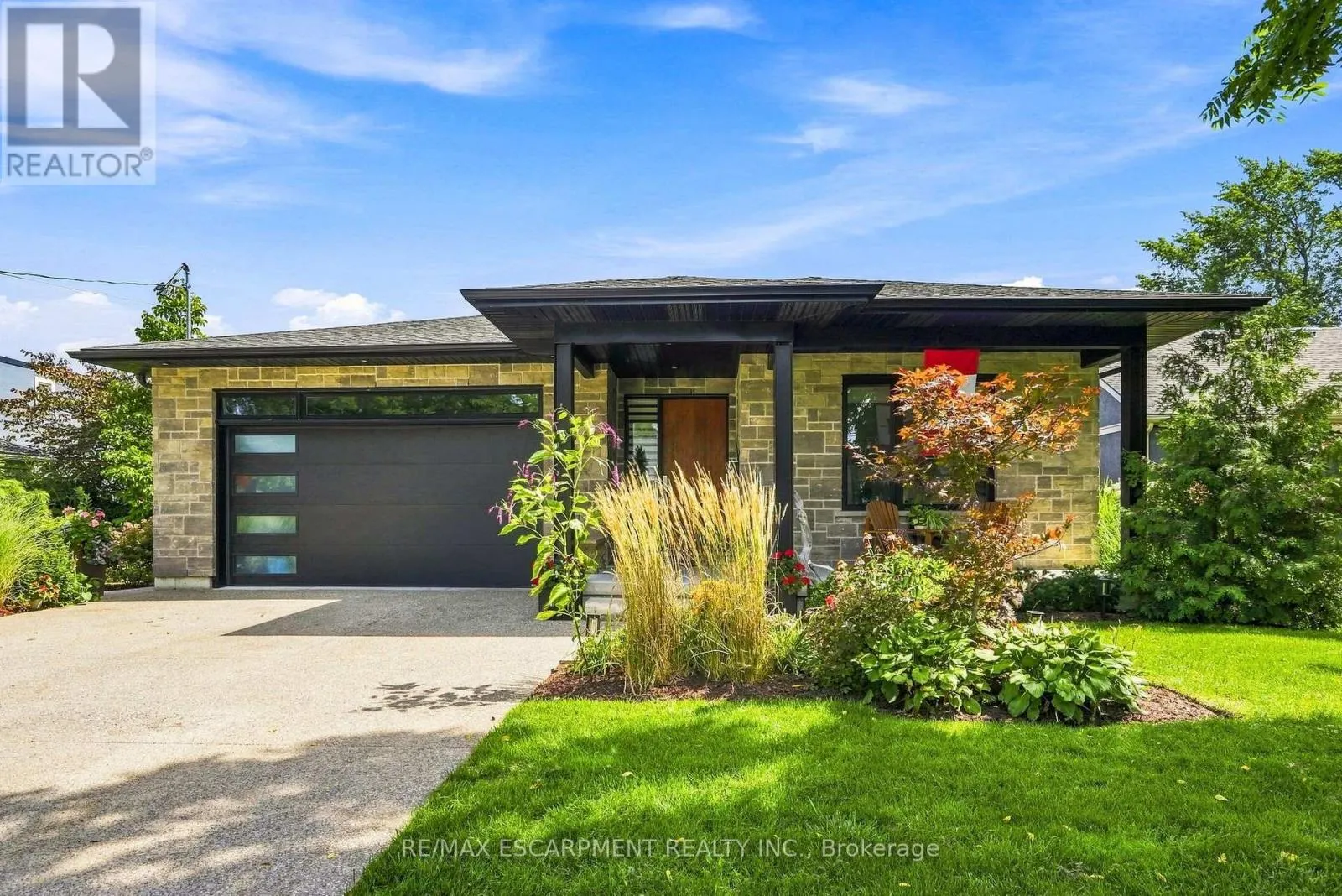 42 CARLTON AVENUE