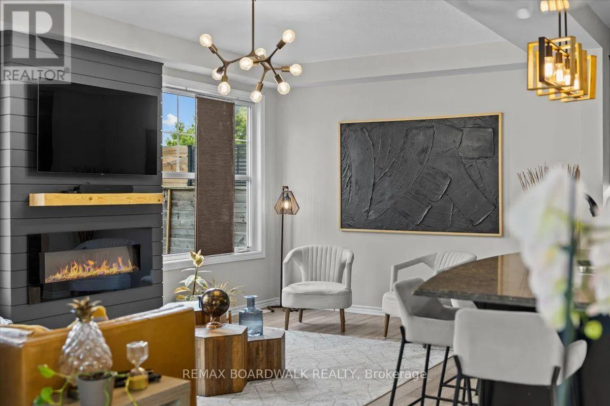 89 DAMSELFLY WAY