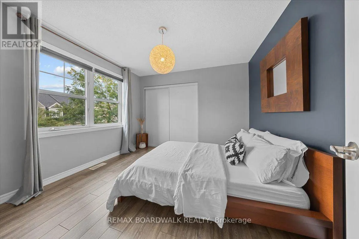 89 DAMSELFLY WAY