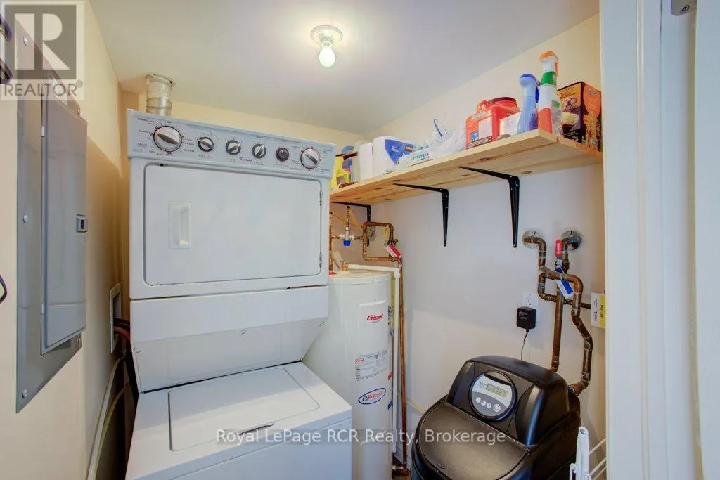 214 - 645 ST DAVID STREET S #214