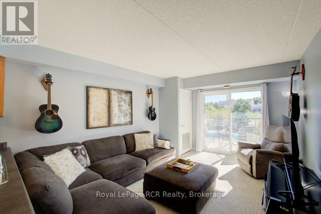 214 - 645 ST DAVID STREET S #214