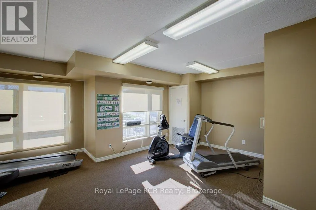 214 - 645 ST DAVID STREET S #214