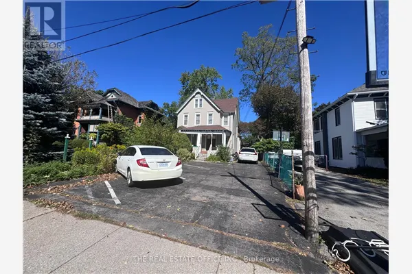 4327 SIMCOE STREET