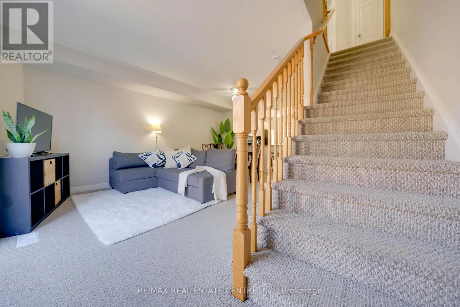 36 - 68A MAIN STREET N