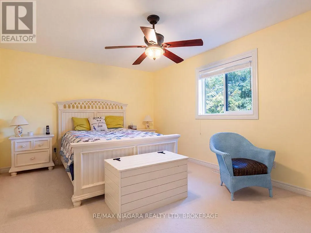 10429 LAKESHORE ROAD
