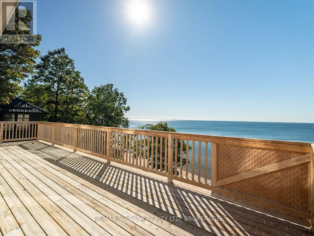 10429 LAKESHORE ROAD
