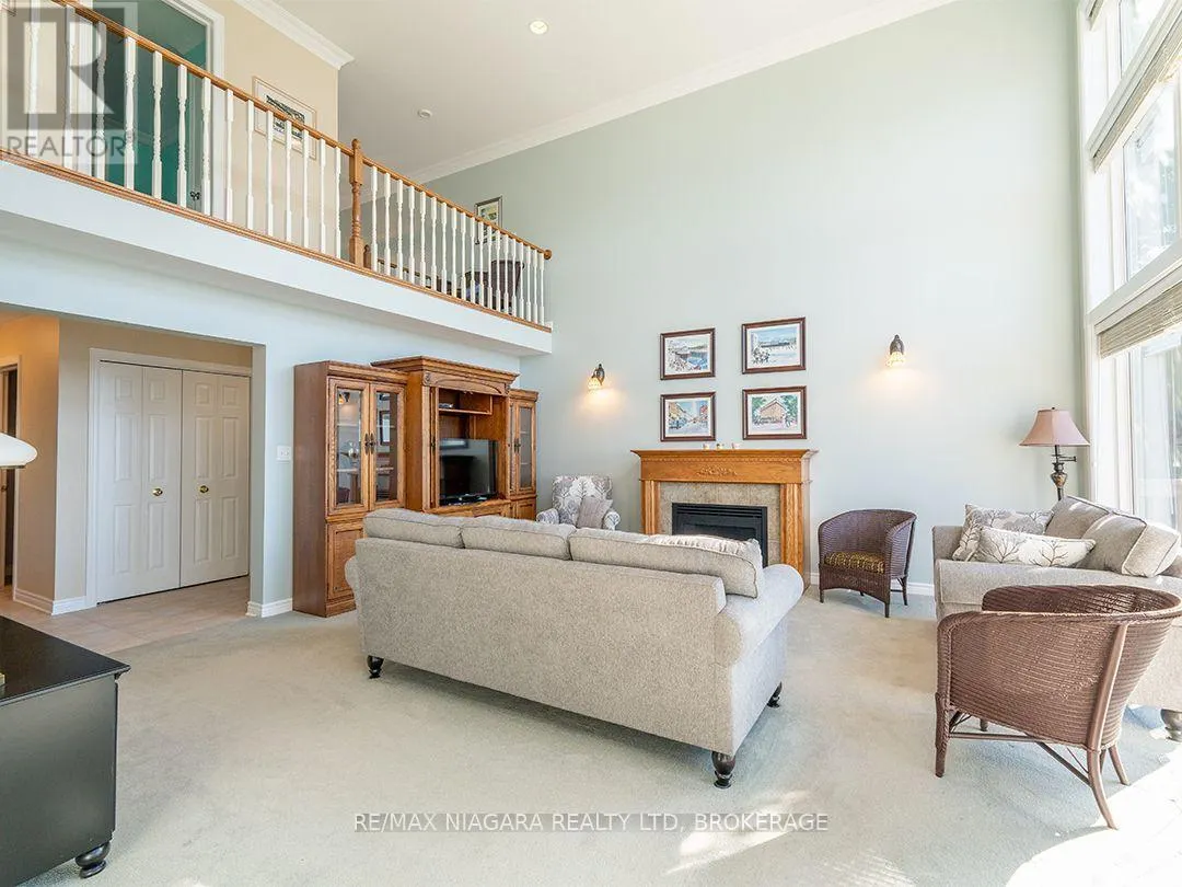 10429 LAKESHORE ROAD