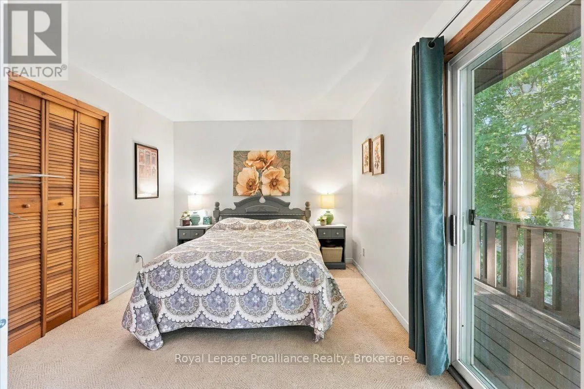 33 LESLEY DRIVE