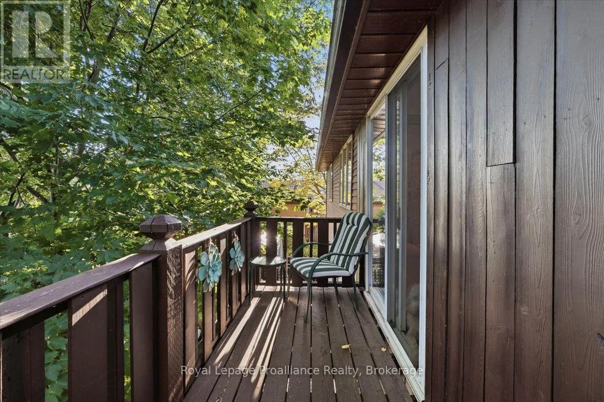 33 LESLEY DRIVE