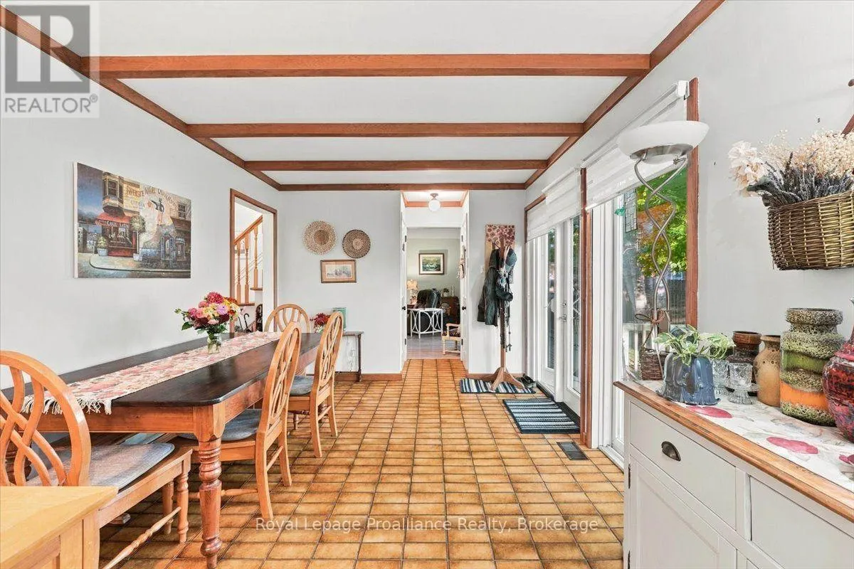 33 LESLEY DRIVE