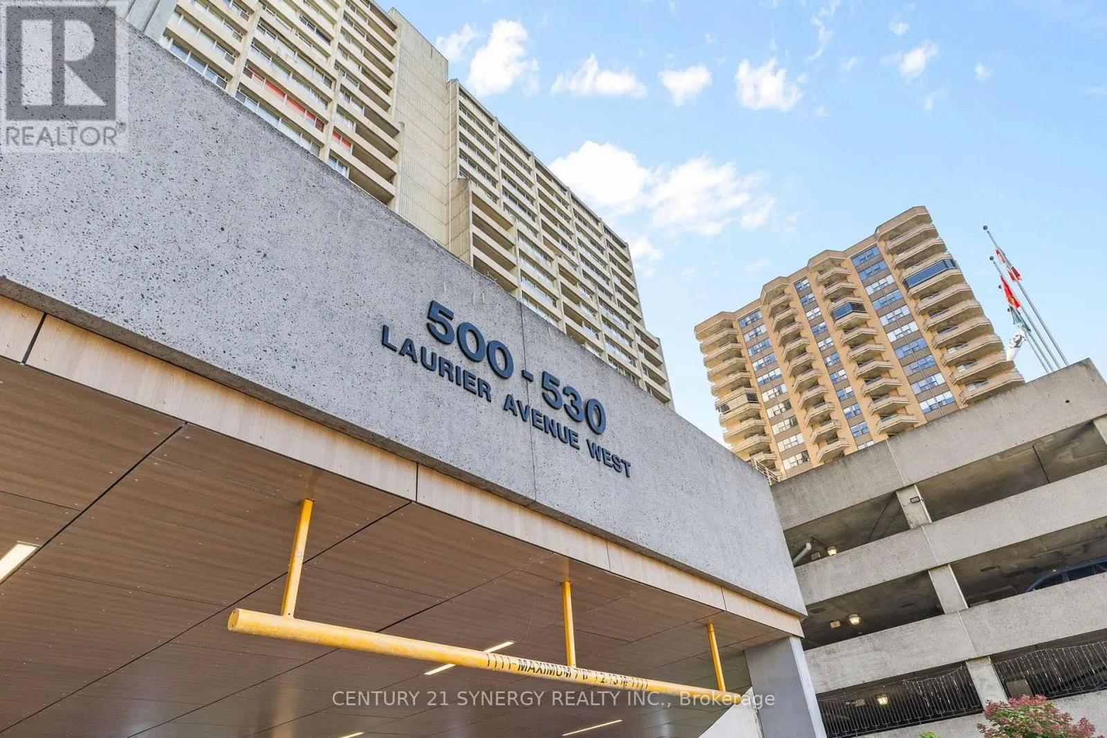 1605 - 530 LAURIER AVENUE W