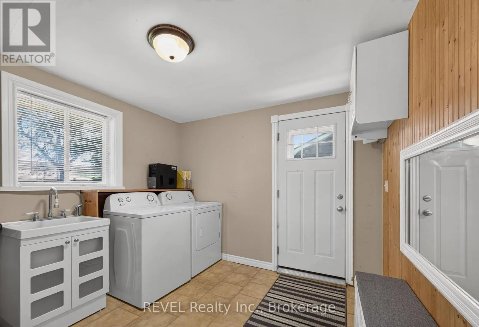 315 PARK AVENUE W