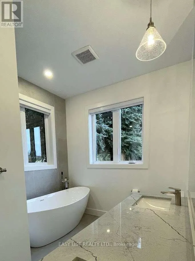 8 TANAGER DRIVE