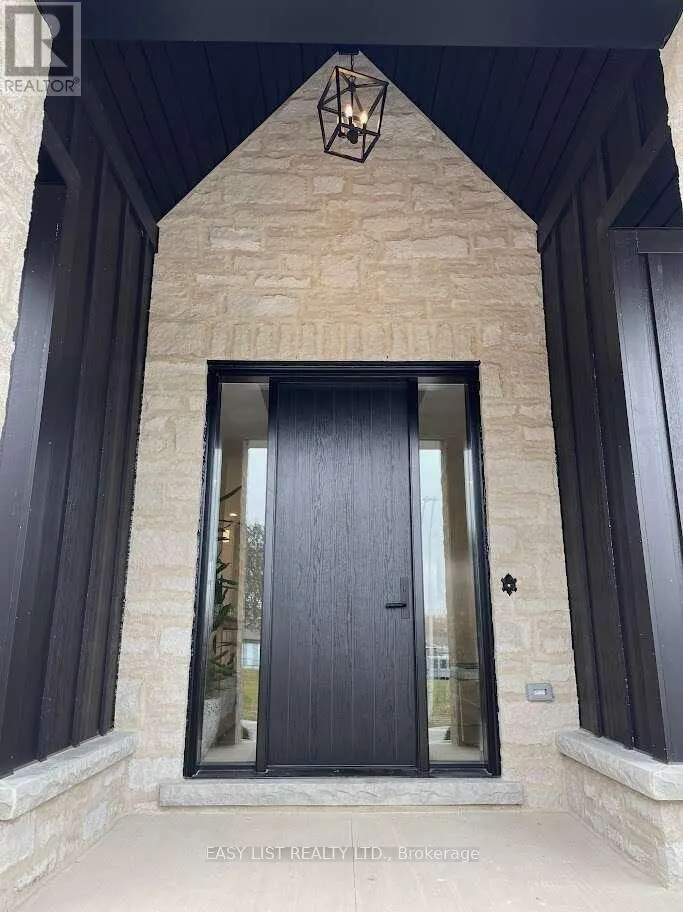 8 TANAGER DRIVE