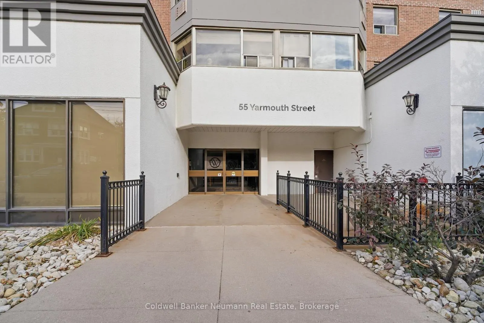 803 - 55 YARMOUTH STREET #803