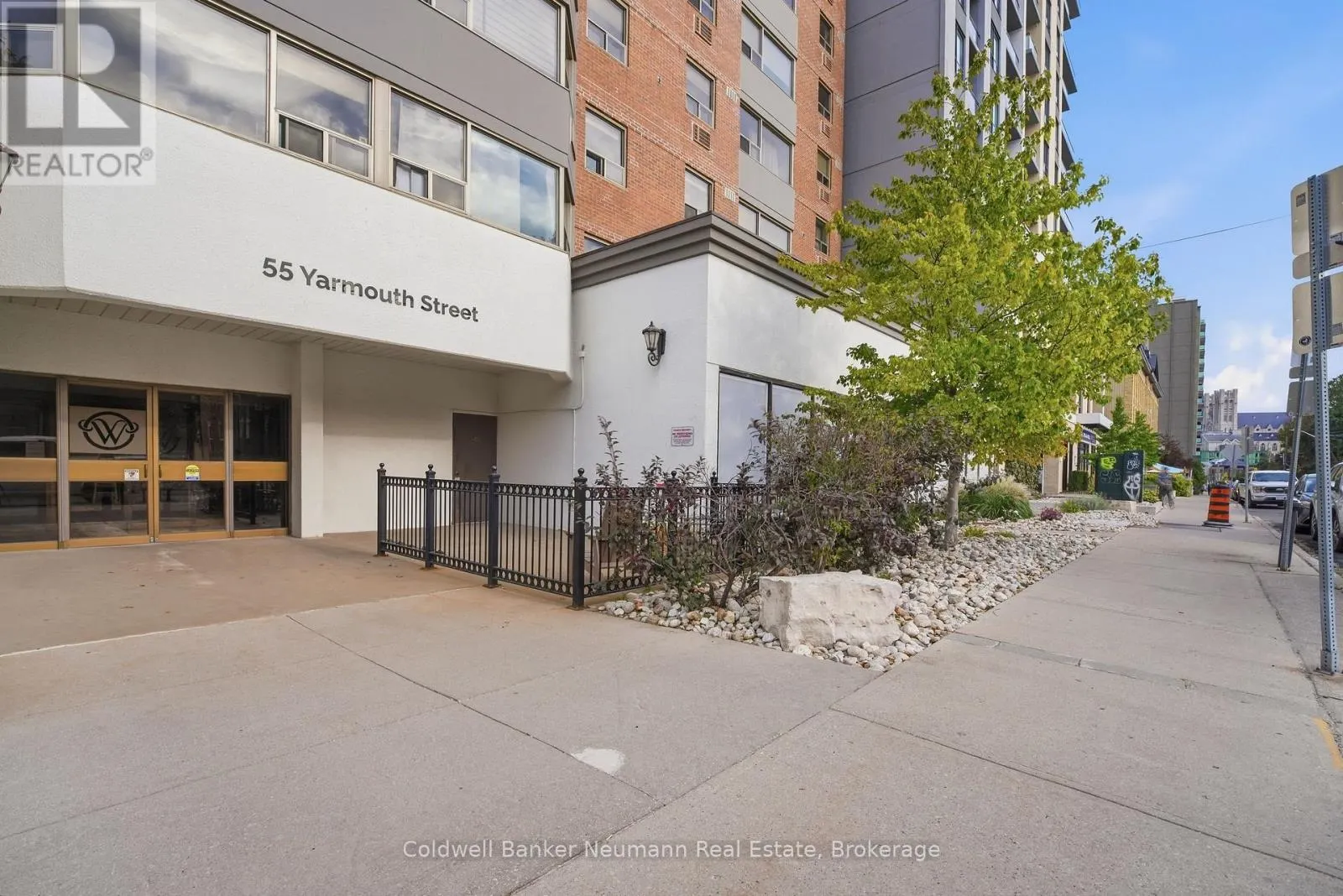 803 - 55 YARMOUTH STREET #803
