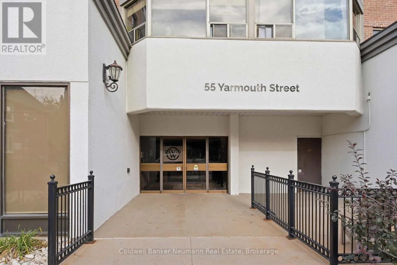 803 - 55 YARMOUTH STREET #803
