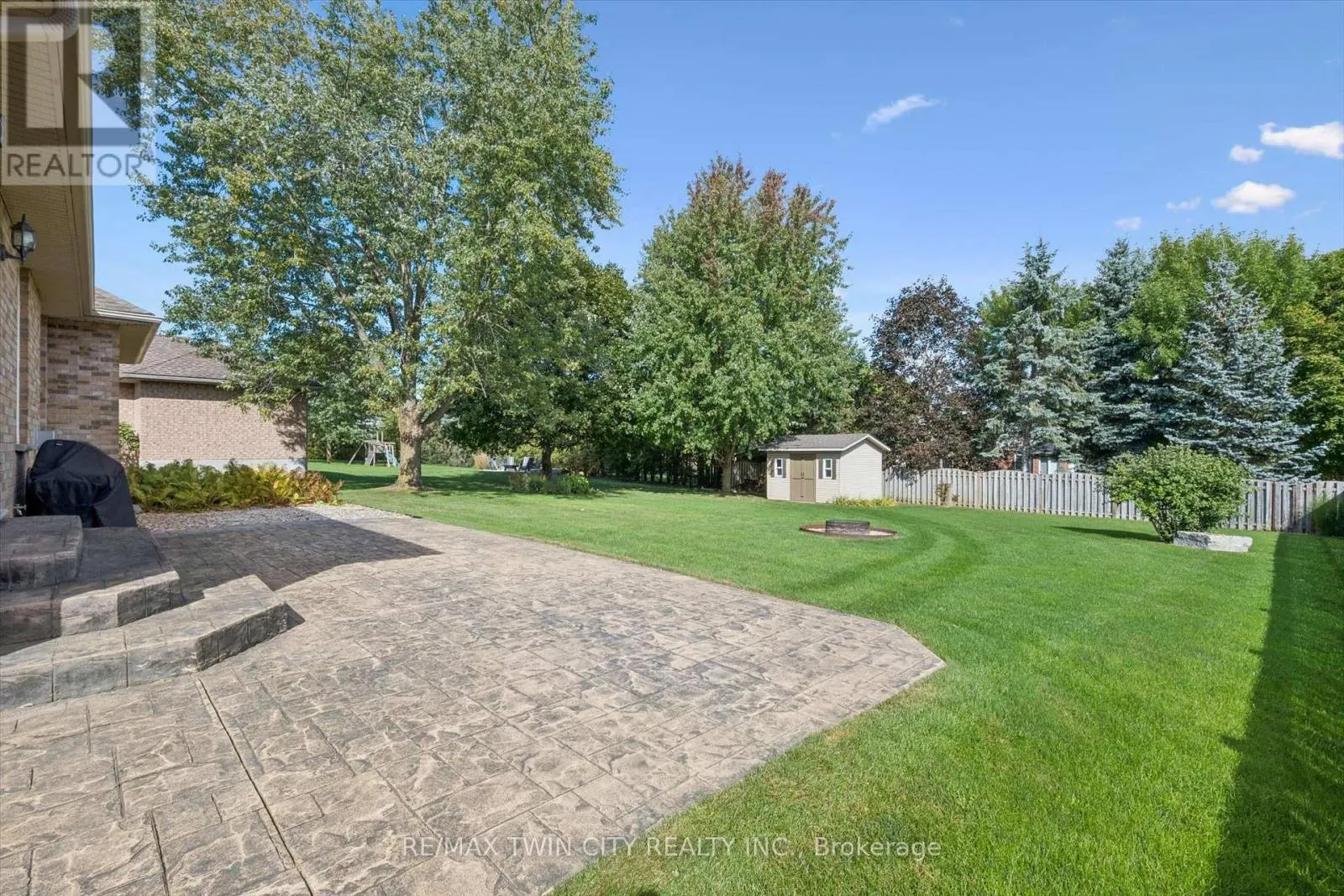 8 CHANCELLOR DRIVE