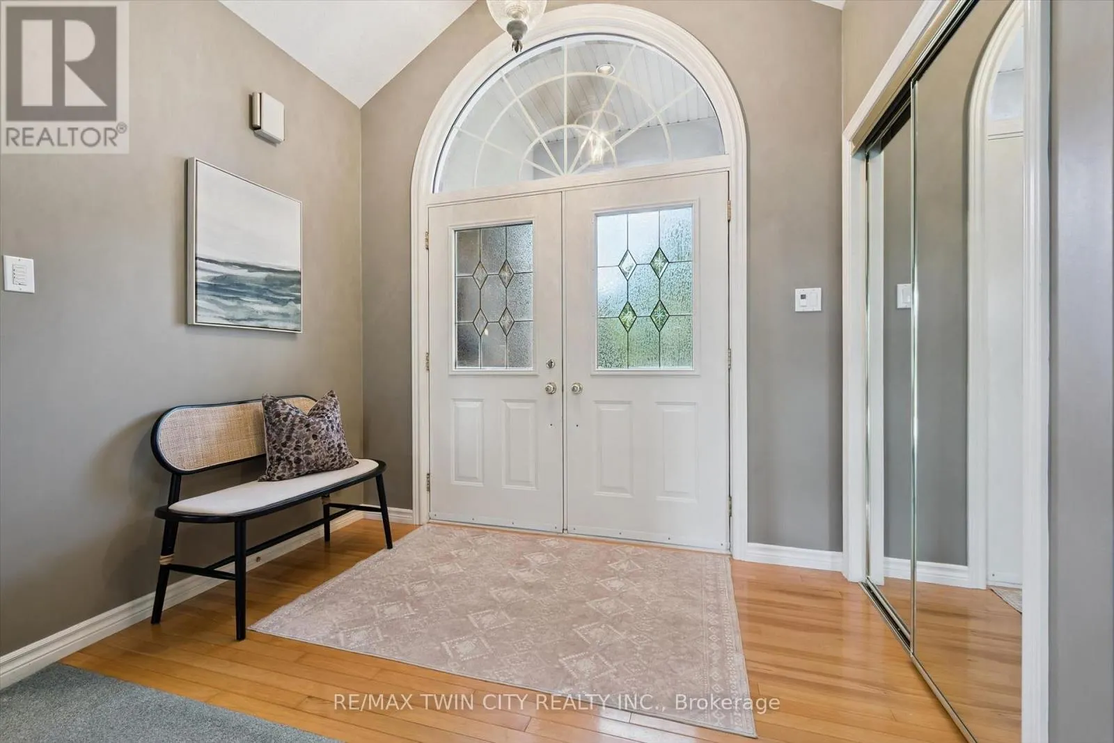 8 CHANCELLOR DRIVE
