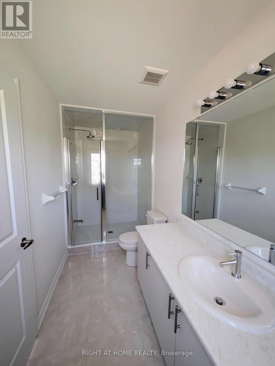 1052 PERIWINKLE CRESCENT