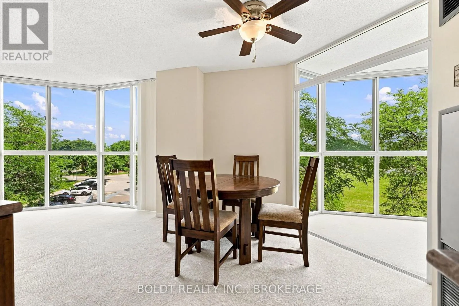 306 - 162 MARTINDALE ROAD #306